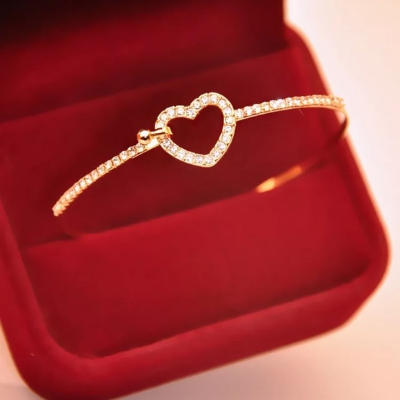 Jewelry - Cuff Bracelets  Heart Trendy Gold Color